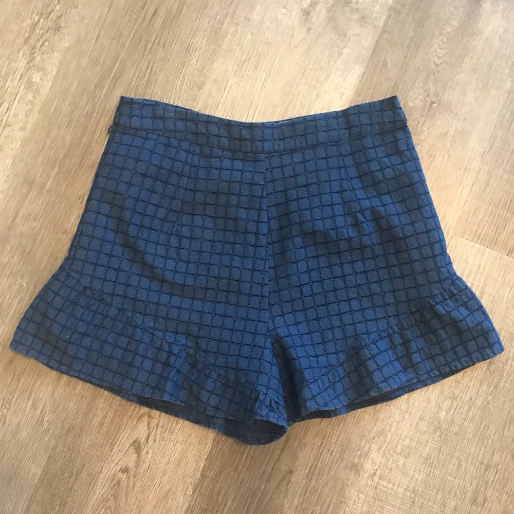 Adorable Navy ruffle shorts